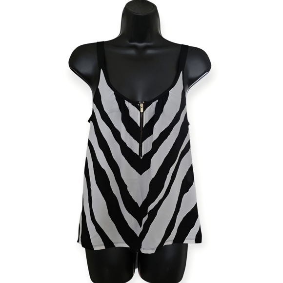 Express Tops - ❤️Express Black and White Striped Tank Top☆